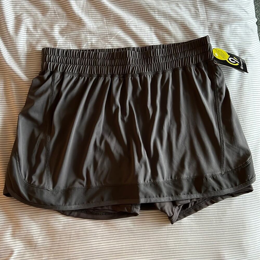 Dark gray Champion skort NWT‎
